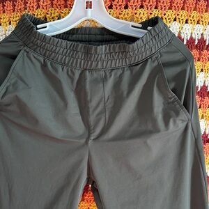 Uniqlo Women's Olive Pants